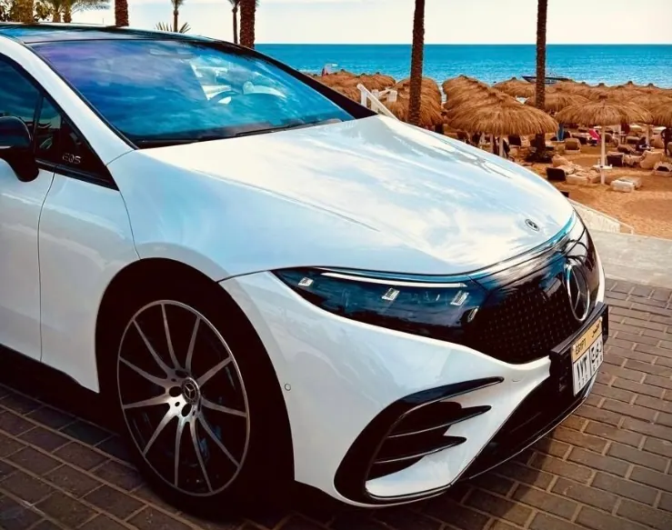 RU Viaggi Mercedes-Benz EQS